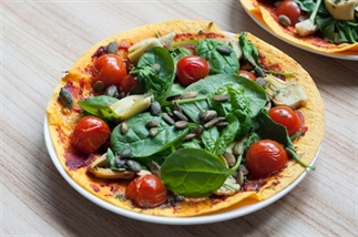 Pizza van wraps met artisjokharten