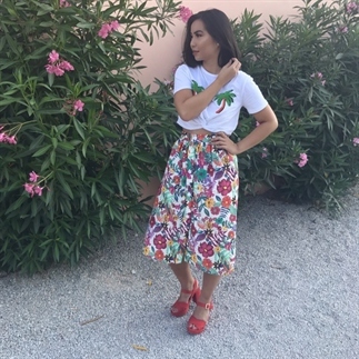 Vakantie outfit, palmbomen en bloemen!