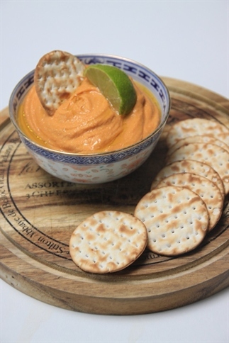 Zoete aardappel hummus