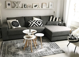 Binnenkijken in een grijs/wit/zwart interieur