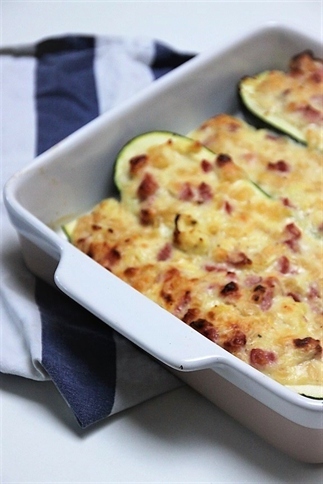 Gevulde courgette carbonara