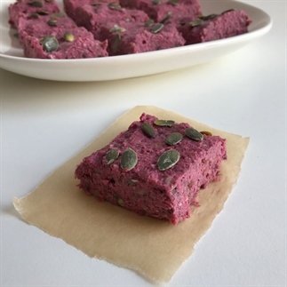 No-bake rode bietenbrownies