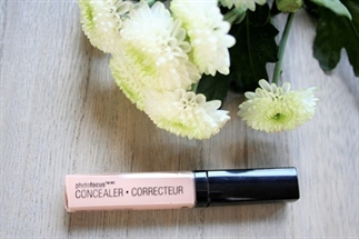 Review wet ’n wild photofocus concealer